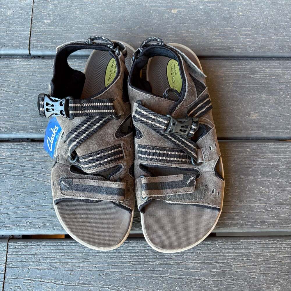 Clarks Wavewalk Men's Brown Suede Water Resistant Sport Sandals Size 12M